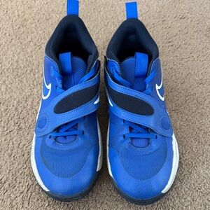 Nike Kids Blue and Black Sneakers